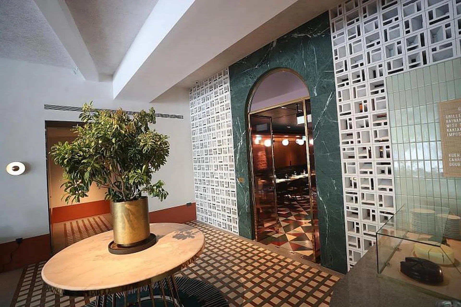 109229-st_20191123_hastraitsfp4t_5266835