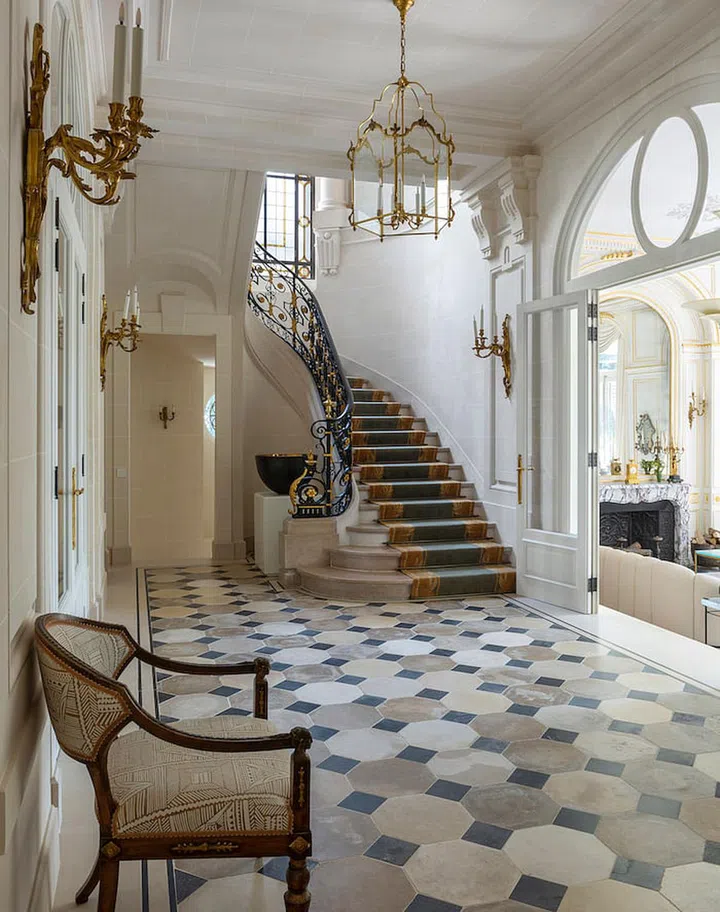 House Tour: A classic Parisian home transformed with charm and subtle ...