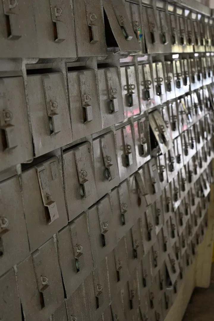 Vintage mailboxes too at these buildings along Spooner Road - albeit mostly empty. Image by Isabel Lim