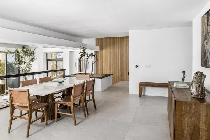 House Tour: Steve McQueen's $16.9 Million Malibu Beach Home