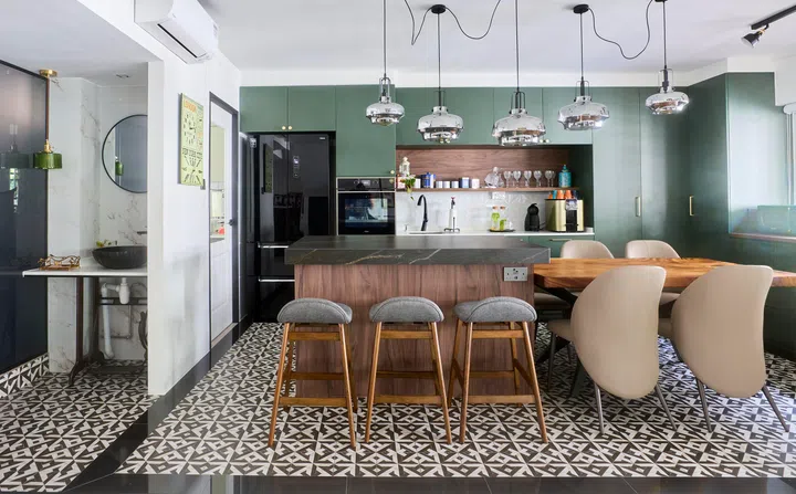 Kitchen and dining area in a HDB Executive Maisonette along Woodlands Drive for a family of 5.