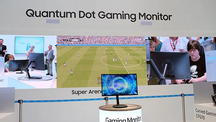 Samsung curved gaming monitor