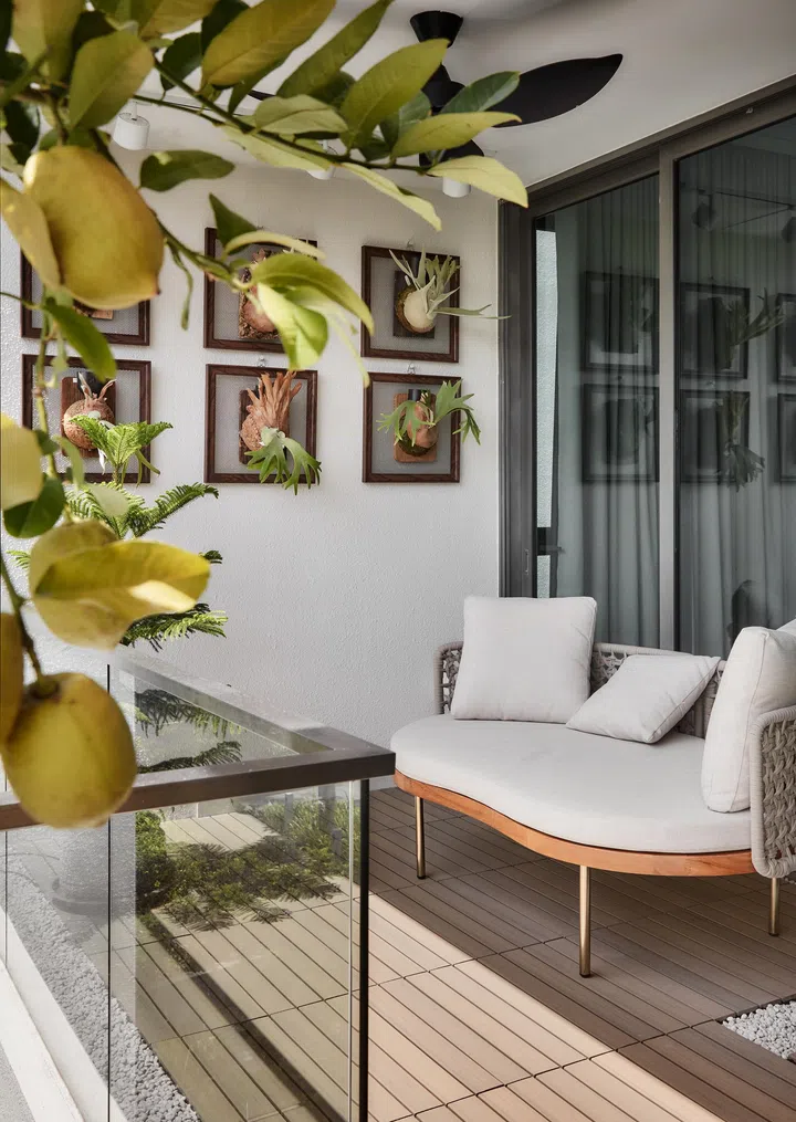 The newlyweds’ first home together reflects their love of travel, fashion, and coastal living—a calm, resort-inspired retreat in the heart of Sentosa.