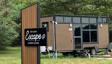 Entrance view to the grounds at Tiny House, Lazarus Island.