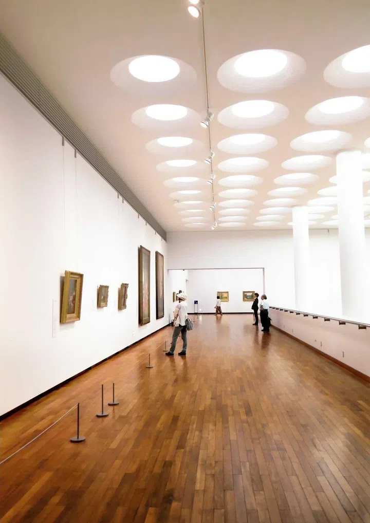 How To Buy Art: 6 Beginner's tips from a professional art editor