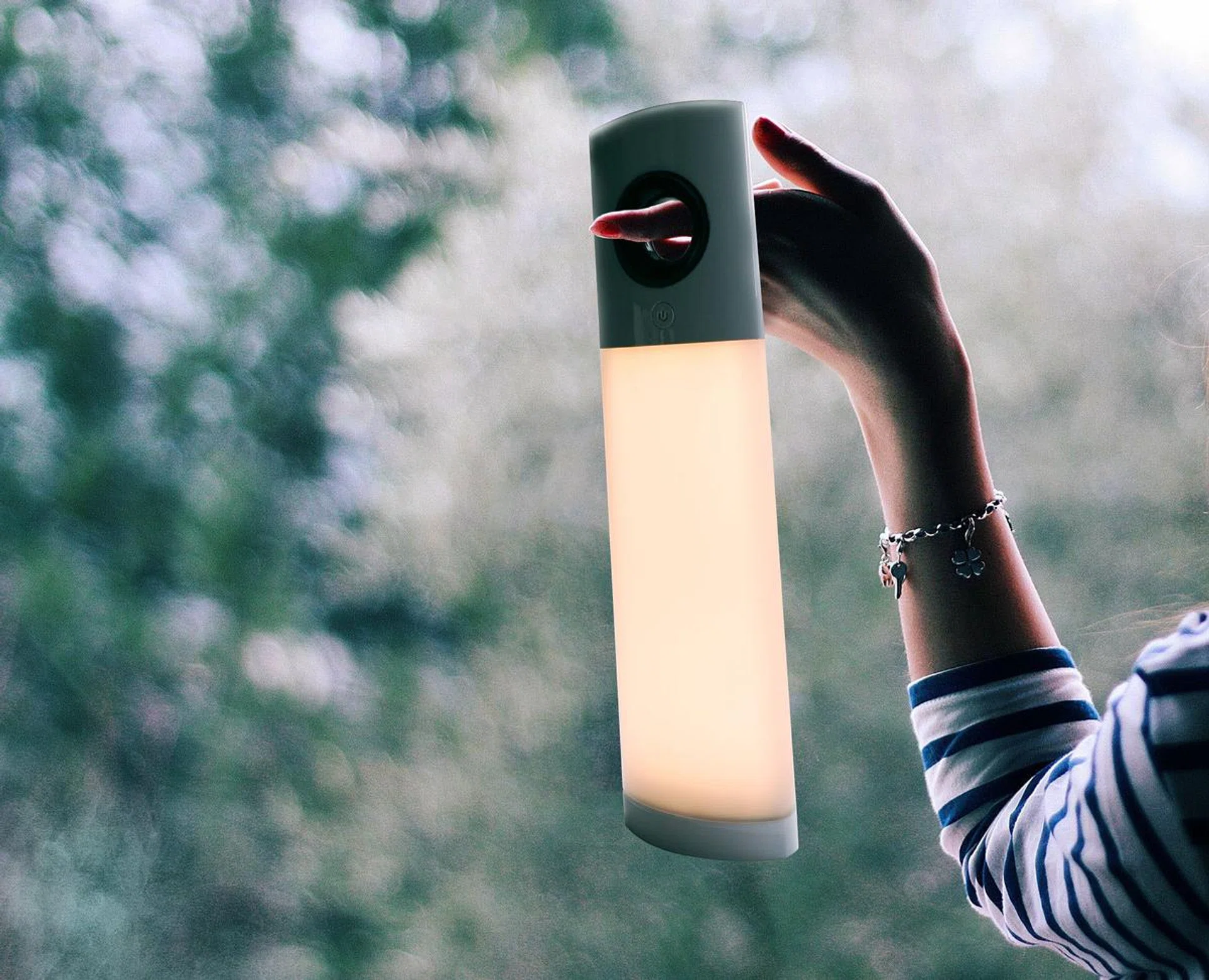 LED lamp, portable lamp, wireless charger, Aztech