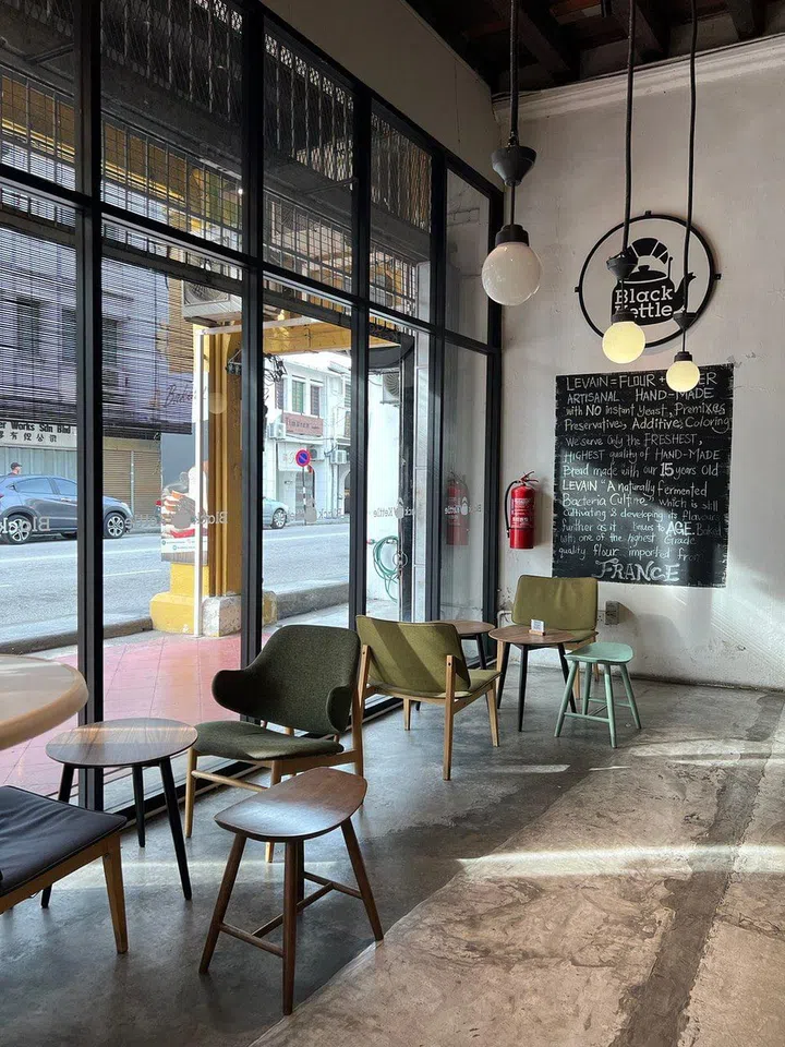 black kettle full height window cafe