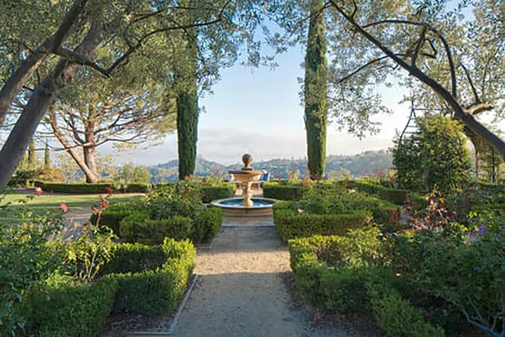 heidi klum, house tour, luxury, villa, celebrities, homes,