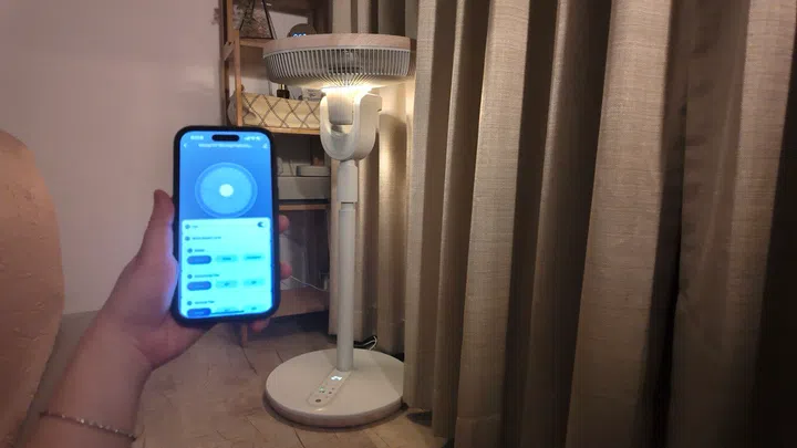 Mistral Greenleaf III standing fan controls on the Mayer Home app.