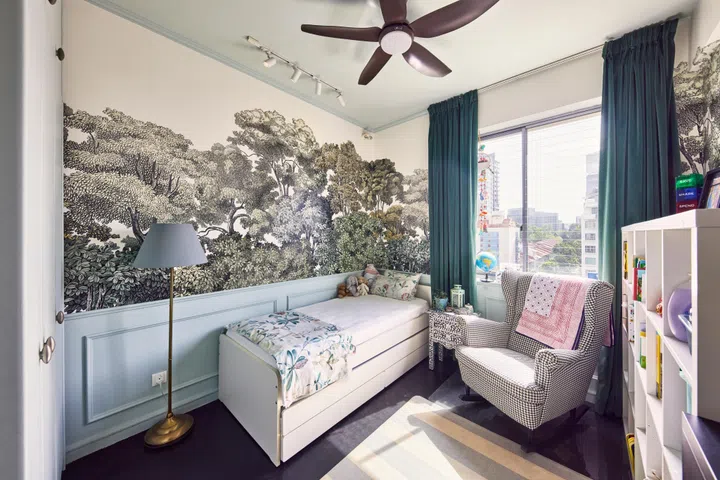 A storybook, fairytale-like kids’ bedroom in a 3-bedroom condo along Balestier Road.
