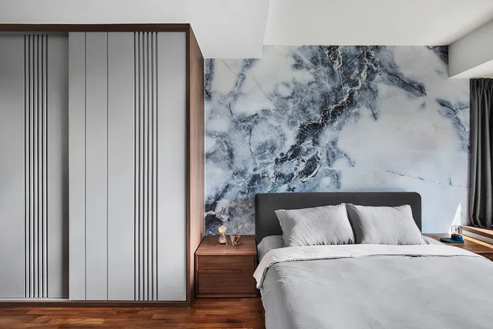 Master bedroom in a 3 plus 1 bedroom apartment in Waterfront Key condominium along Bedok Reservoir Road.