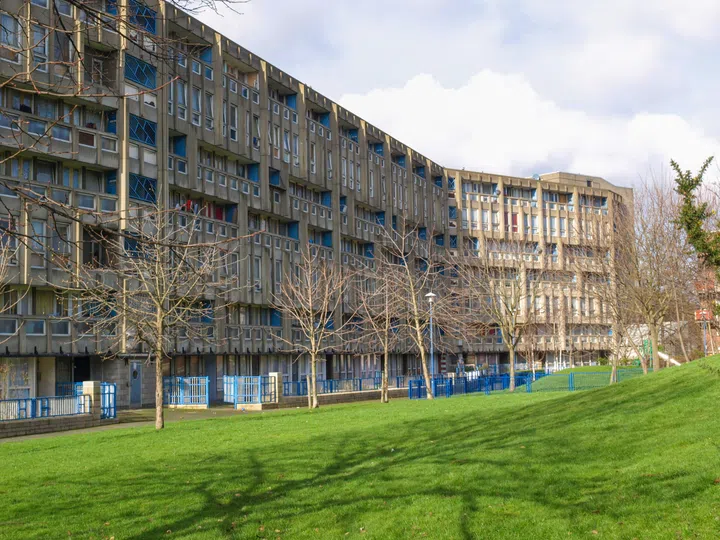 The Robin Hood Gardens housing estate in London was designed in late sixties by Alison and Peter Smithson is a masterpiece of new brutalist architecture.