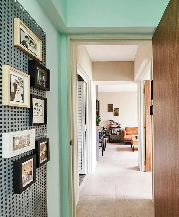 House Tour: Three-room Margaret Drive BTO with sprawling Bukit Timah & Johor Bahru views (Photo Veronica Tay, Art direction Nonie Chen)
