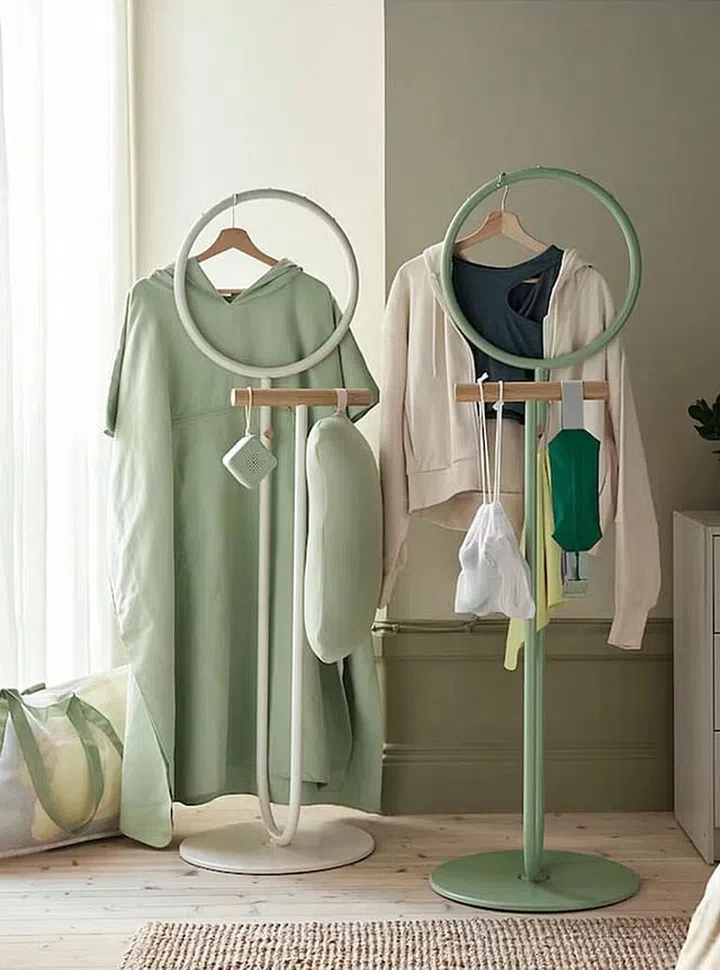 IKEA DAJLIEN coat hanger Valet Stand, $69