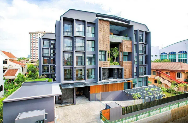 The Asana Condo is a five-minute or 350m walk from Nanyang Primary School.
