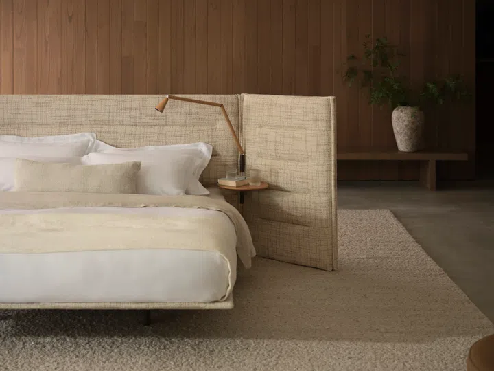 The Horizon Bed’s optional side panels fold inwards to create a cosy retreat.