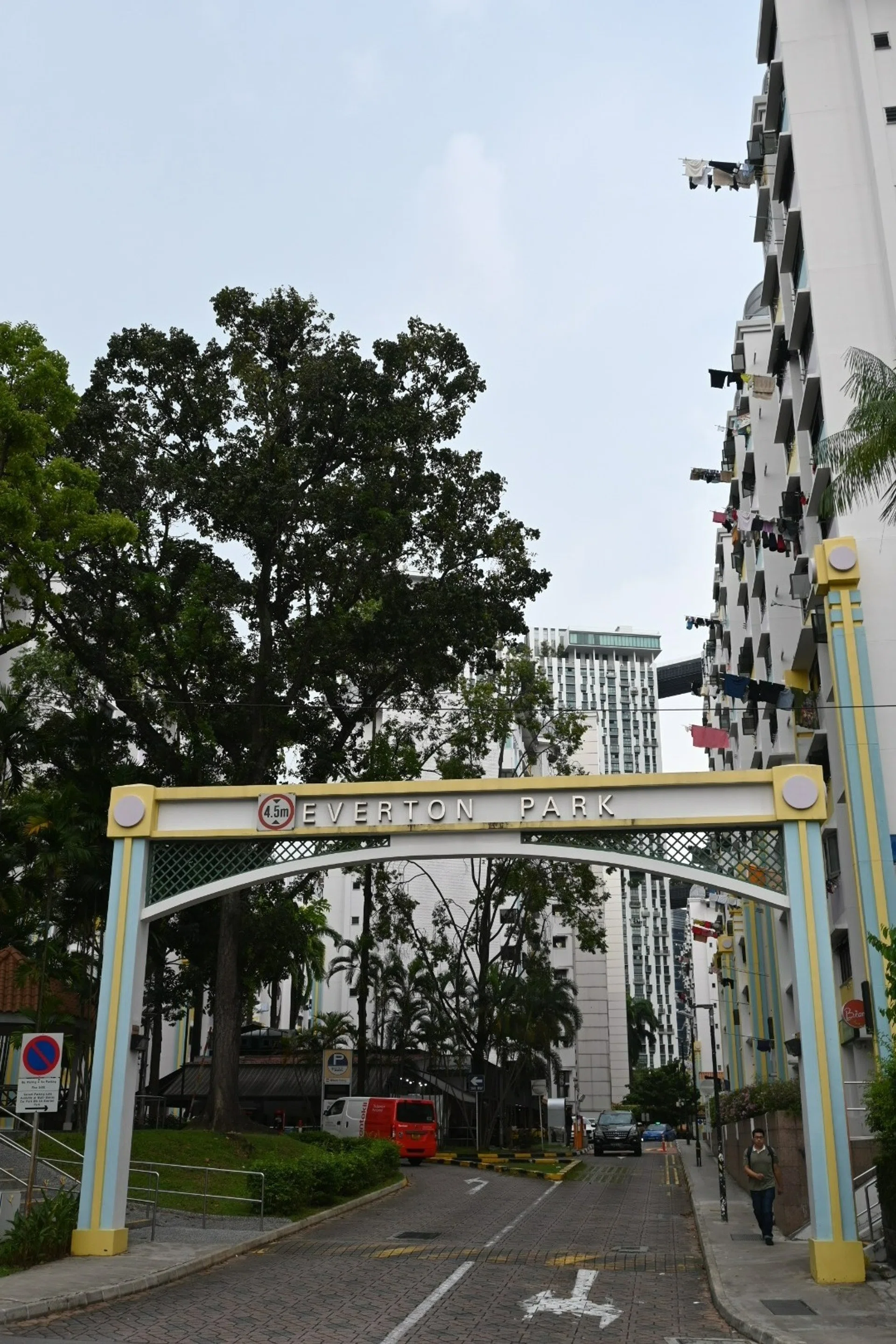 Entrance to Everton Park.