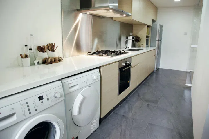 kitchen countertop, kitchen, washing machine