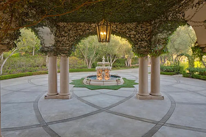 heidi klum, house tour, luxury, villa, celebrities, homes,