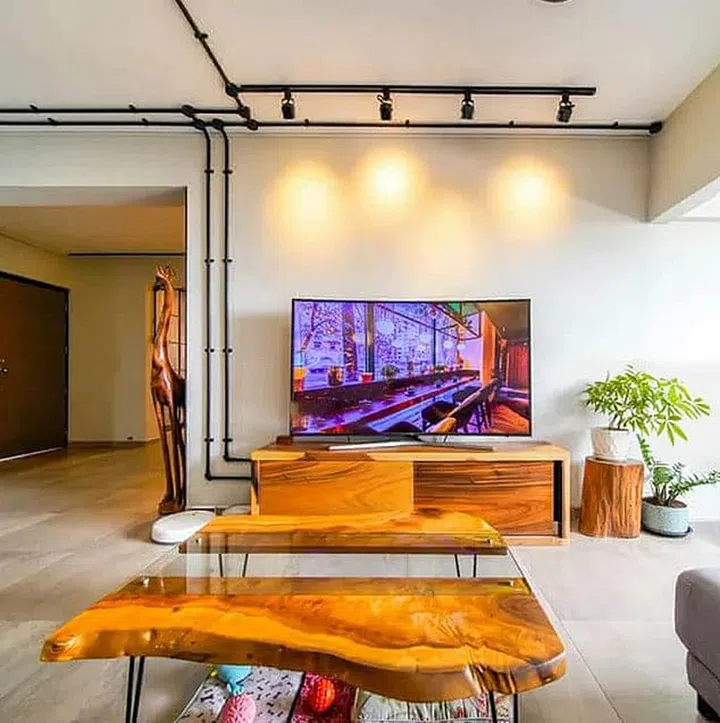 554 Pasir Ris Street 51 is selling for $850,000.