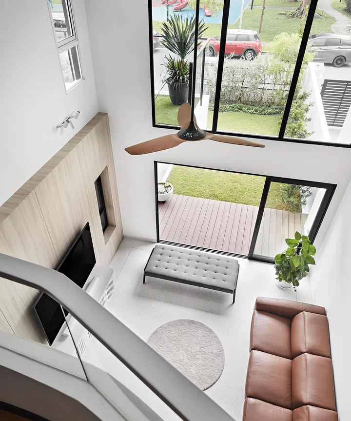 The dark interior
is now bright
and welcoming.
