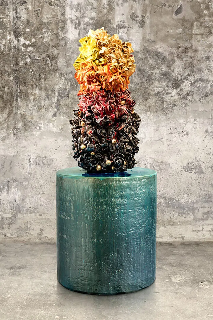 Klein Torso Sclupture