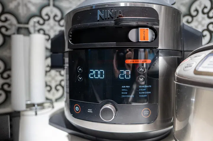 I am impressed with the Ninja Foodi 11-in-1 SmartLid Multi-Cooker but my rice cooker is staying.