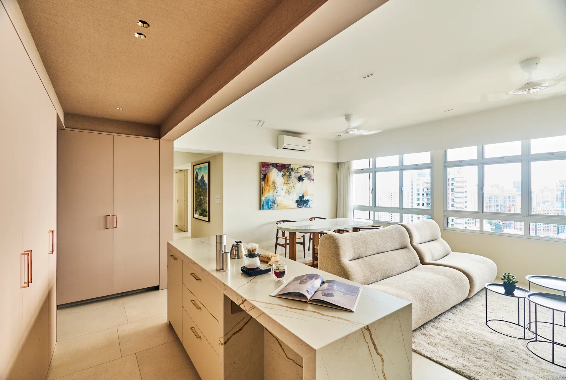 A Singaporean woman in her early 40s who works in the medical field and her younger sister live in this 5-room resale HDB in Tiong Bahru (1,216 sq ft), designed by Katy and Mark from Artistroom.