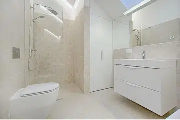 When house viewing, you must make a trip to all the bathrooms to test out all the fixtures and water pressure. (Photo Pexels Vecislavas Popa)