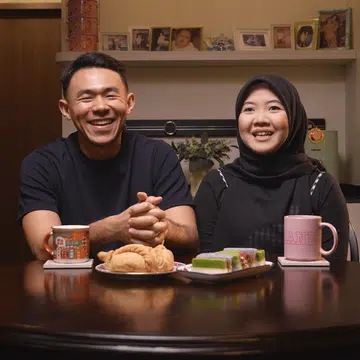 Newlywed HDB homeowners take you through their new home design.