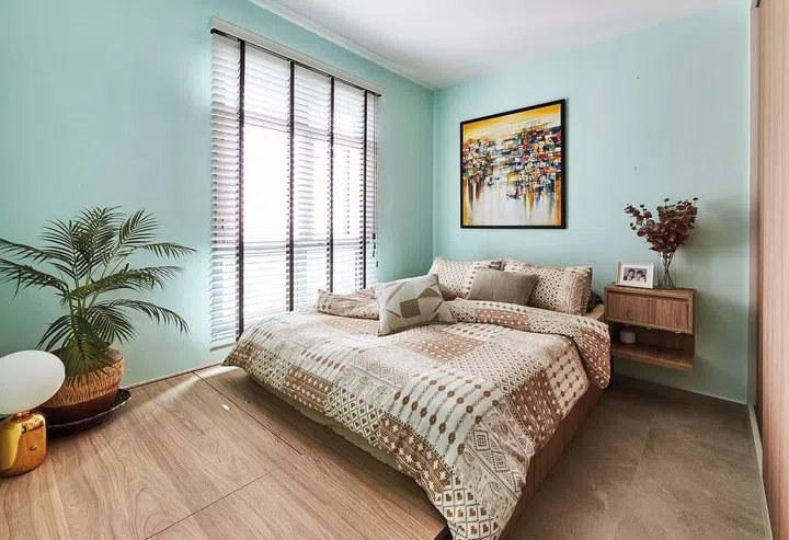 House Tour: Three-room Margaret Drive BTO with sprawling Bukit Timah & Johor Bahru views (Photo Veronica Tay, Art direction Nonie Chen)