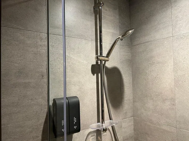 ST Signature Bugis Middle ensuite bathroom