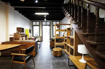 Mountain Teak Showroom