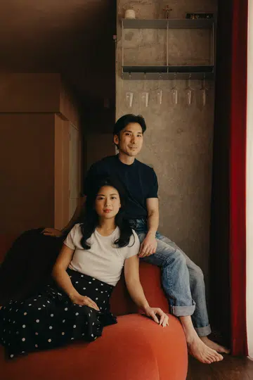 A couple in their 30s - founder of KAY-JEN tailor, and founder of Offshades colour analysis studio lives in this 4-room HDB resale flat at Eunos Crescent.
