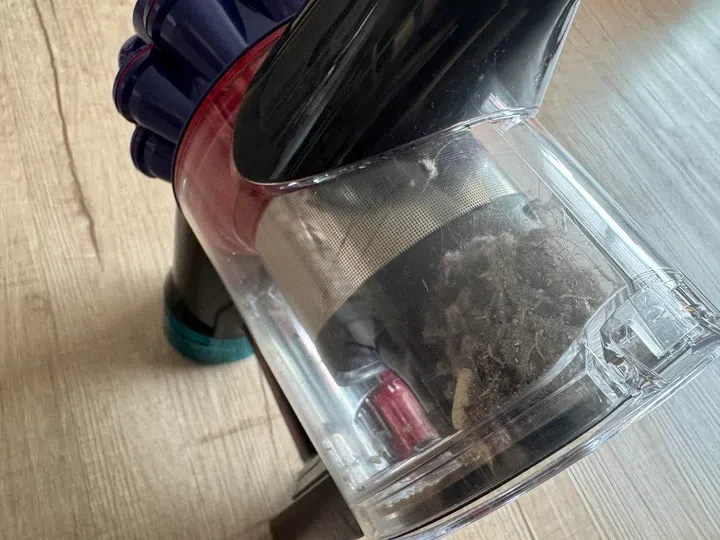 This is the amount of dirt collected from one deep cleaning session with the Dyson V10 Optic, bearing in mind how hardworking our robot vacuum is with alternate days of vacuuming and mopping.