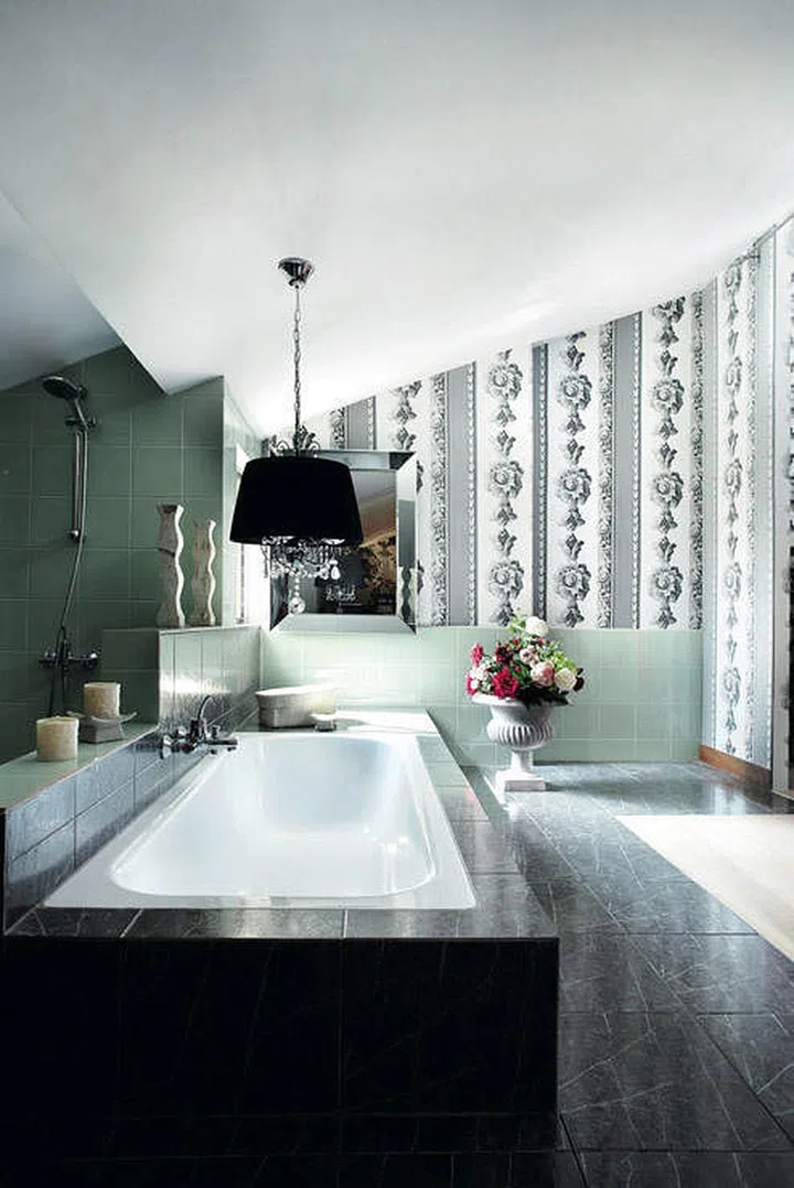 Bathroom Design Ideas: 10 Feature wall tiles, wallpaper, wall paint ...