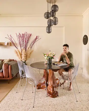 $65,000 Mid-century modern renovation for fashion content creator’s 3-room flat in Clementi Avenue 4