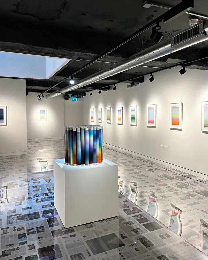 Sho Shibuya
INVASION
Friday, February
25, 2022. 305 x
559 mm / 12 x 22
in. Acrylic. War
erupts in Ukraine,
as Russia batters
the nation with
artillery strikes.
Evacuations
begin.