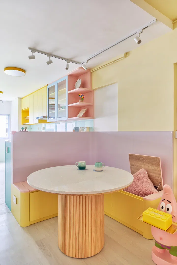 For the dining settee cafe-like booth, Qi Xuan selected three colours: purple (EDL ESG5710N Violet Clair), pink (Catalayste HS2002VT Velvet Blossom) and yellow (EDL ESF5810T Sunsilk). 