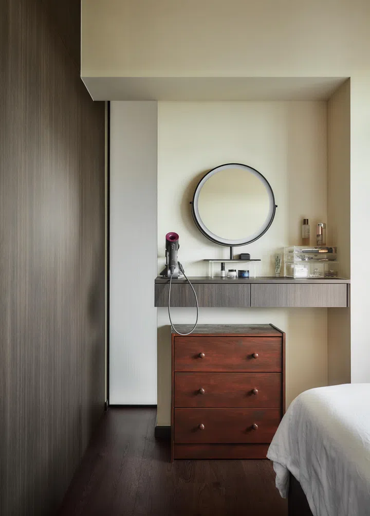 "Here’s the vanity area where I usually get ready. It’s a nice setup — oh, and I bought this from IKEA," says homeowner Crystal.
