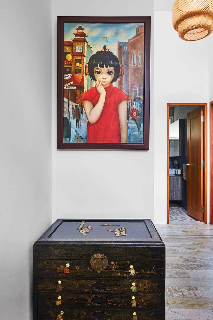 Precious vintage furniture and art are priceless in sentimental value, but they’re not tucked away behind glass, but are instead well-used and well-loved.