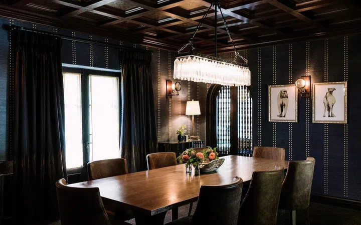 The Modern Family actor, Jesse Taylor Ferguson, and his partner Justin Mikita collaborated with set designer-turned-interior designer Peter Gurski to bring to life an elegant dining room in his home. Image by Emily Berl