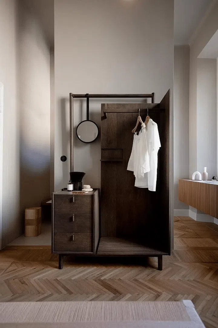 Neri&Hu designs the timber wardrobe from Ariake’s Umu bedroom collection. (Photo: Sebastian Stadler)