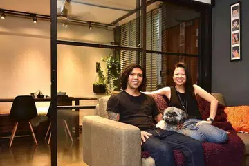 Married couple Ericson and Kelly Gangoso spotted the potential of turning the 559 sqf, 3-room HDB flat in Commonwealth into a cosy home.