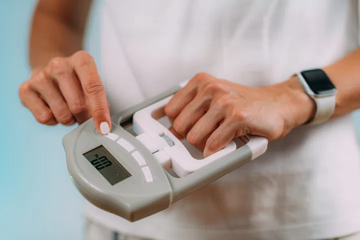 Using Hand Dynamometer for Grip Strength Test