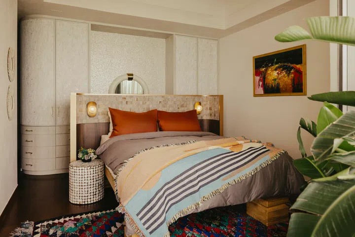The bed headboard features five different materials.
