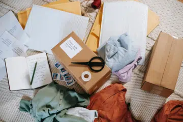 Declutter Home Checklist: How to start decluttering when you're overwhelmed?