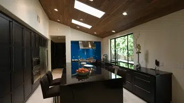 53657-black-kitchen