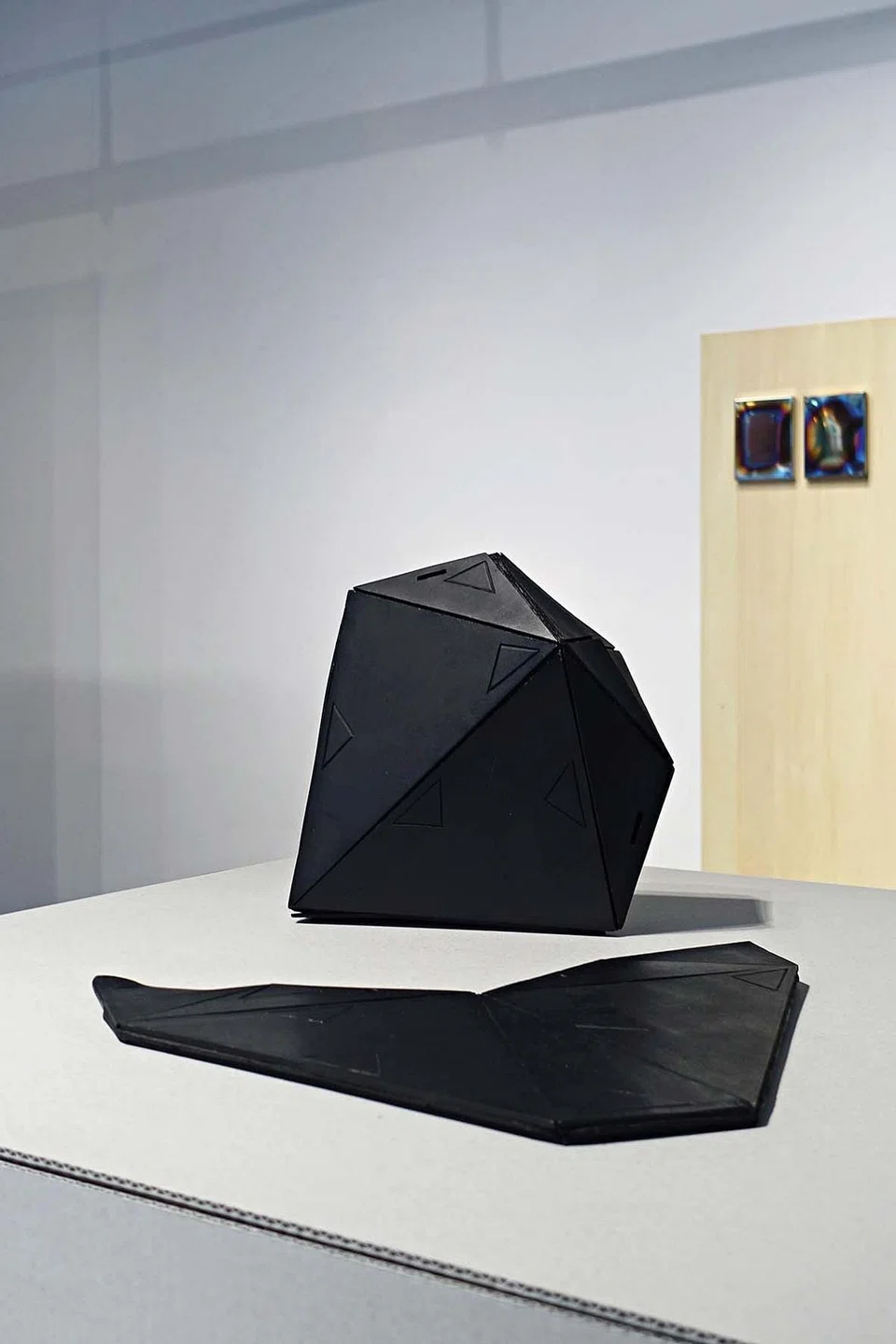 OMO Transformation bags can be flattened like paper origami.