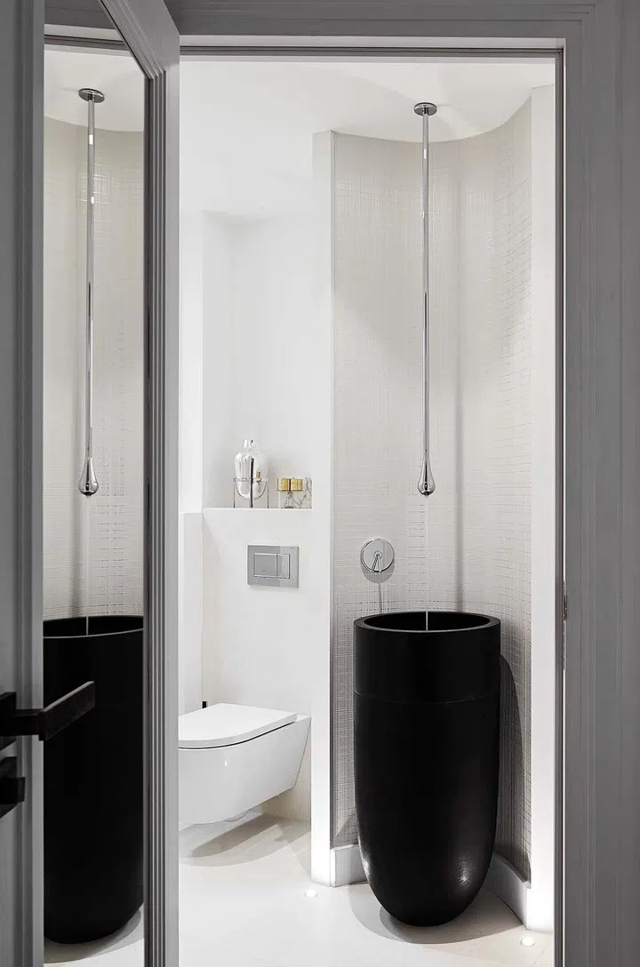 House Tour: A Luxurious, Simple All-White Apartment facing Eiffel Tower in Paris